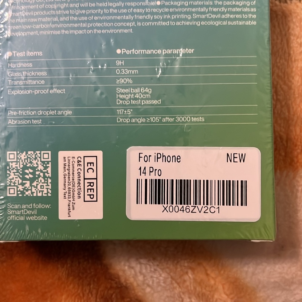 Tempered Screen Protector - Black - Picture 3 of 3